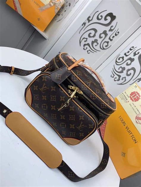 louis vuitton handbags from dubai.